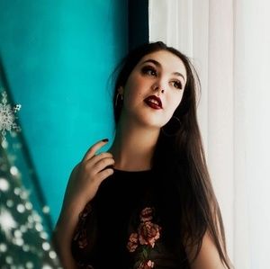 Meet your Posher, Tamara